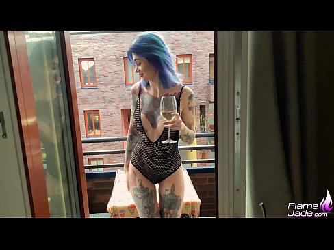 ❤️ زړه راښکونکې انجلۍ د خلاص اسمان لاندې په جوش سره د ګلپ سره وخوري ❤❌  ❌